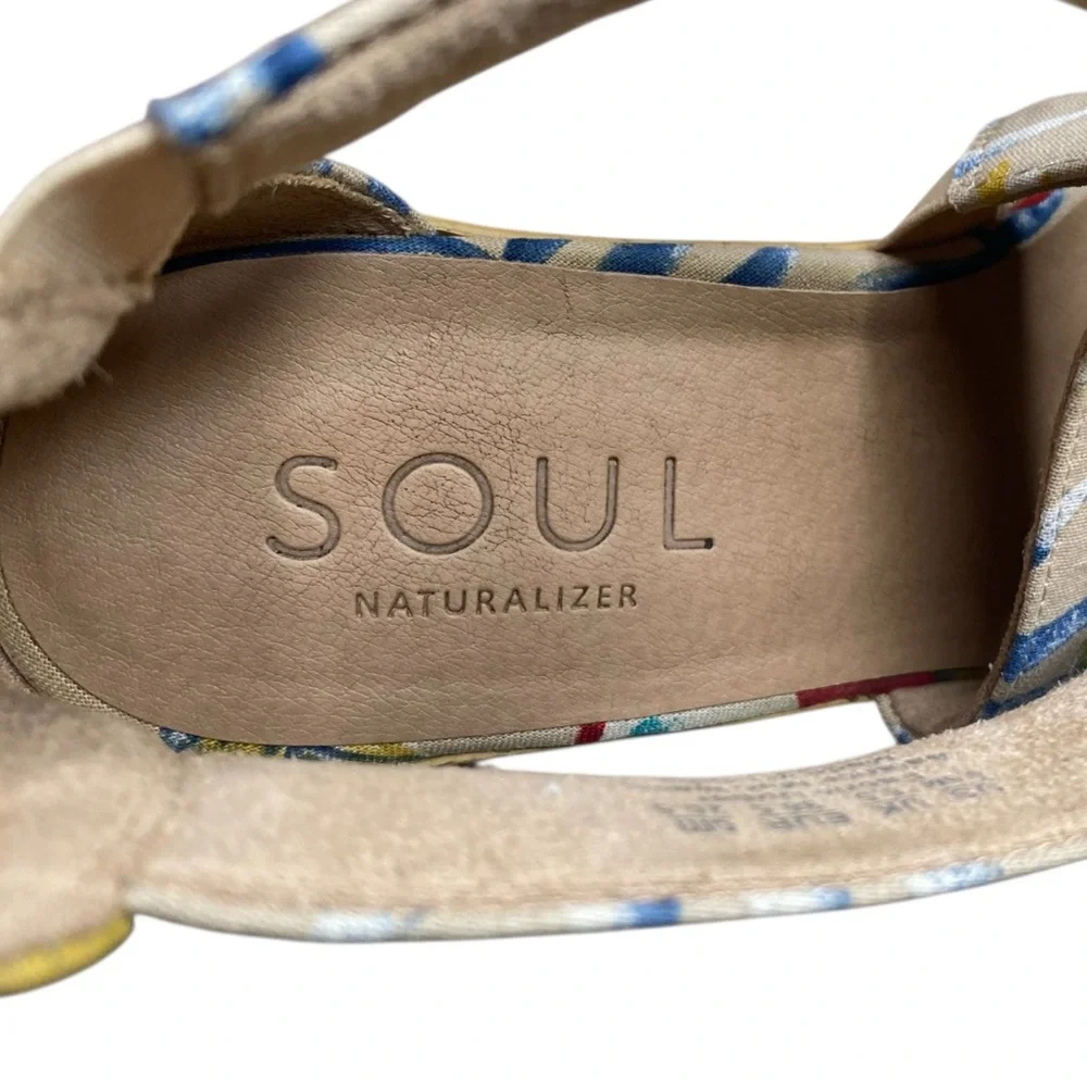 Naturalizer stylish sandals